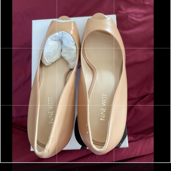 NINE WEST PUMPS - Picture 2 of 6